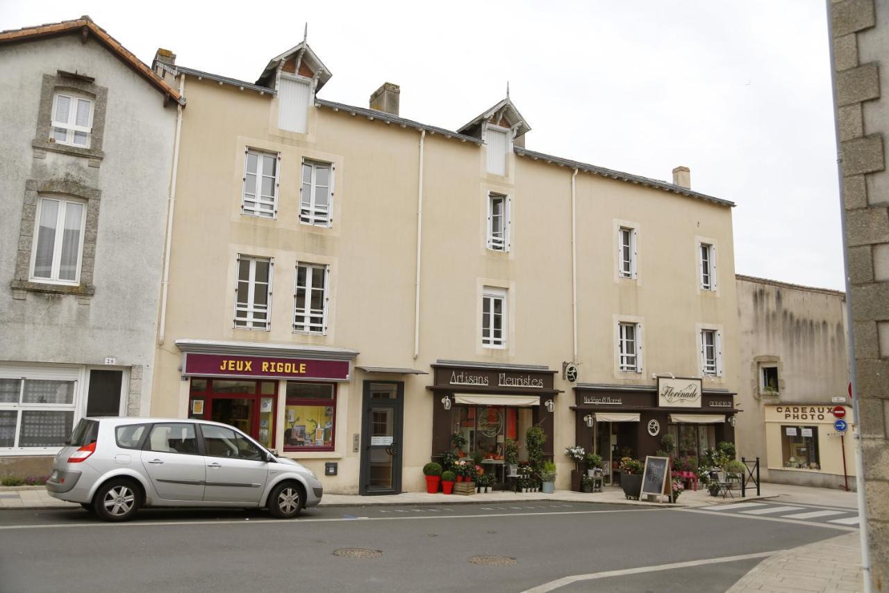 Appart-Alma Saint-Laurent-sur-Sèvre Exterior photo